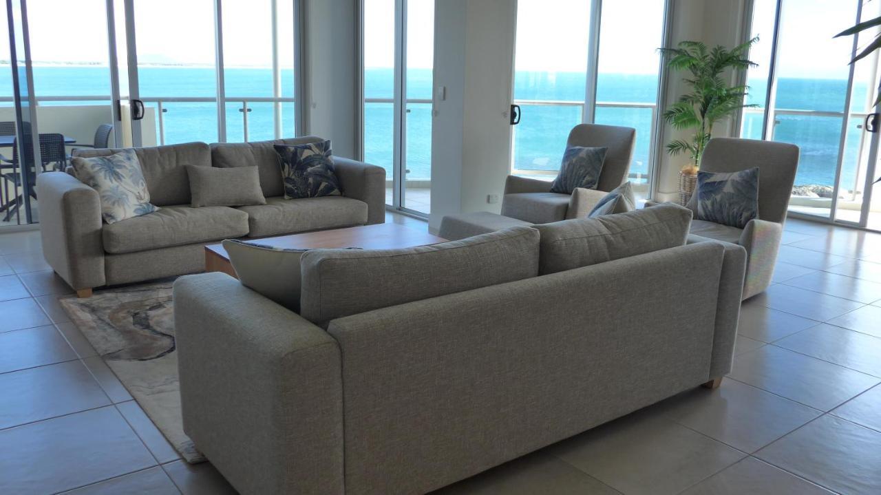 Coral Cove Apartments - Absolute Beachfront Resort Bowen Exterior photo